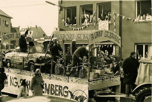 Scannen0011 1970.jpg